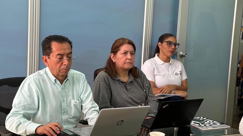 Meta busca conservar su triple sello internacional