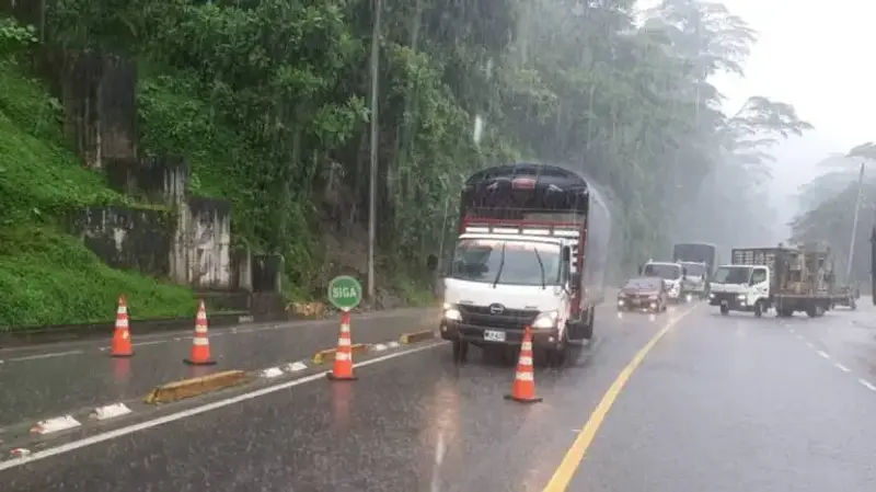 Autoridades anuncian reapertura gradual de la vía antigua al Llano
