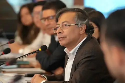 “Una mujer libre hace lo que quiera con su clítoris”: la frase de Petro que desató tormenta política