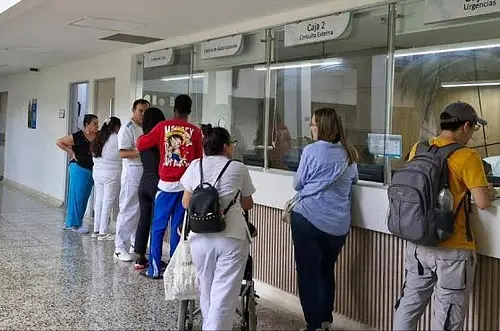 Urgencias en Meta al borde del colapso por falta de pagos