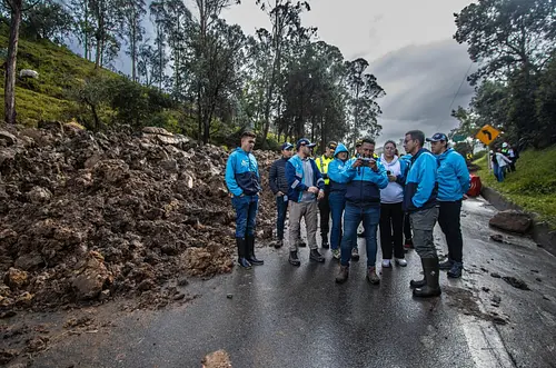 Gobierno local exige soluciones urgentes en la vía al Llano