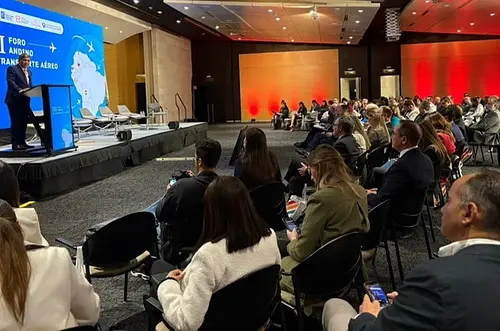 Ministerio de Transporte refuerza su compromiso con la inclusión aérea