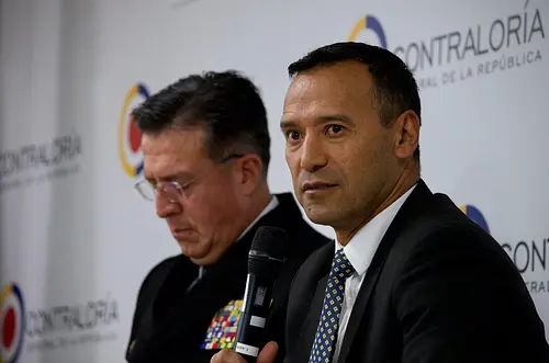 Contraloría pide mayor inversión en modernización militar