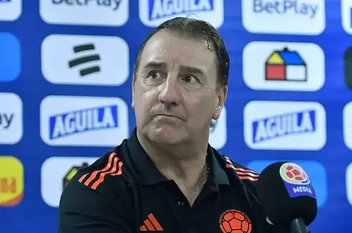 Néstor Lorenzo defendió su gestión tras la clasificación al Mundial