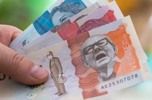 ¿Cuánto efectivo puede portar sin problemas legales?