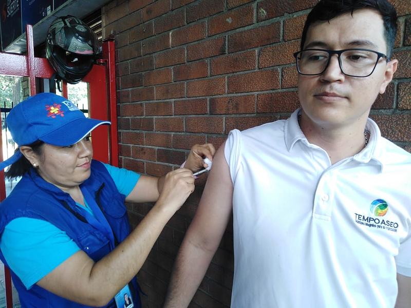 Comuna 8 de Villavicencio alcanzó más de 1.200 vacunas aplicadas