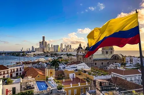 Colombia alcanza récord de visitantes extranjeros en 2025