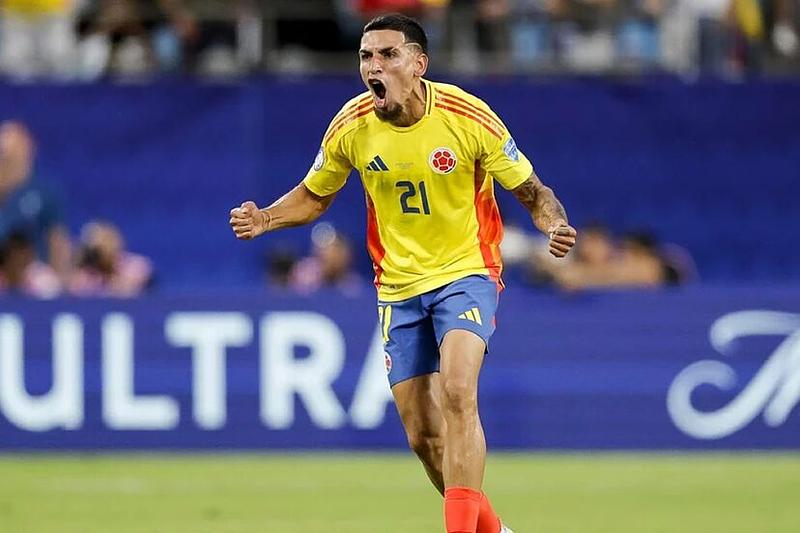 Duelo familiar obligó salida de Muñoz de la Selección