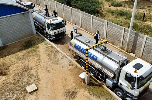 Contraloría imputa $22.152 millones por compra de carrotanques