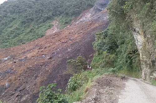 Digerd Meta atiende remoción en masa en El Calvario