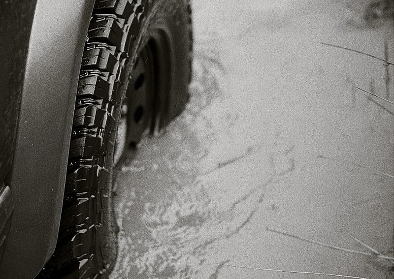 Medidas de conducción segura en temporada de lluvias