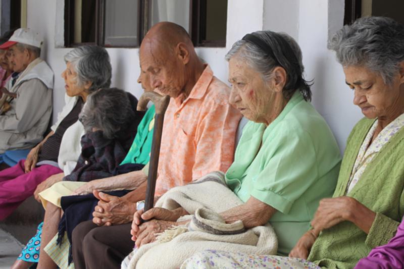 Pensionados con mesadas altas no tendrán aumento automático en 2026