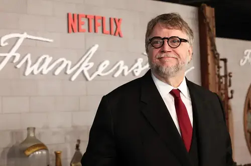 Del Toro, nominado al Globo de Oro por Frankenstein