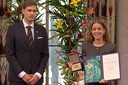 Machado es homenajeada con Nobel de Paz por defensa de derechos