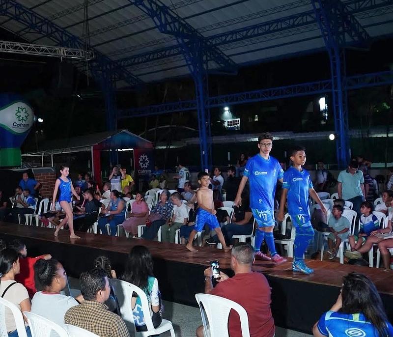 Cofrem lanza uniformes 2026 para sus programas deportivos y sociales