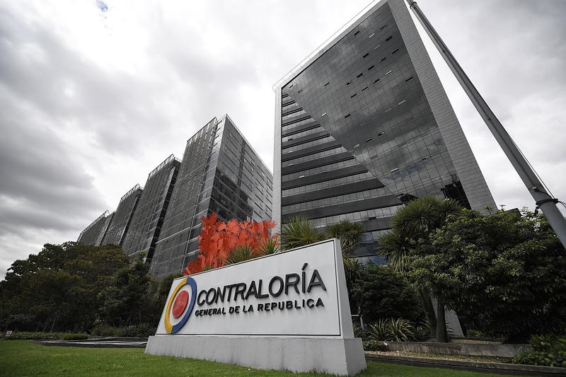 Contraloría halla USD 26 millones en contrato de software