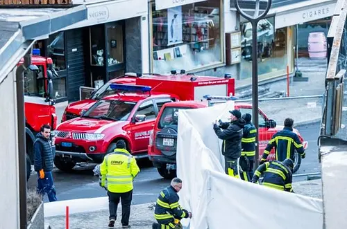 Dueña de bar incendiado en Suiza huyó con caja registradora