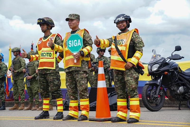 Ejército refuerza seguridad vial en Meta, Guaviare y Vaupés