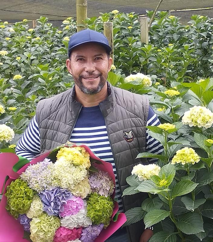 Colombia fortalece su floricultura con agricultura regenerativa
