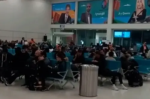 Emergencia en vuelo Bogotá–Barcelona desata alarma en Puerto Rico