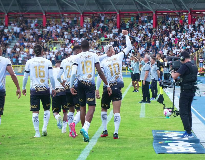 Llaneros afianza su posición rumbo a los cuadrangulares