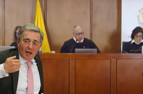 Álvaro Uribe absuelto por el Tribunal en caso de sobornos