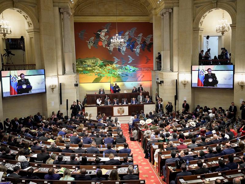 Proyecto de ley busca frenar herencias políticas en el Congreso