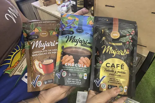Mujeres del Meta llevaron el sabor del cacao a Roma