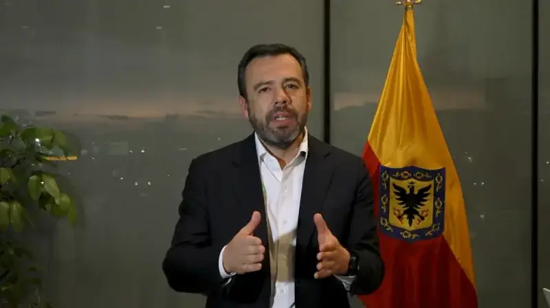 Alcaldía de Bogotá mantiene restricciones para motociclistas por seguridad ciudadana