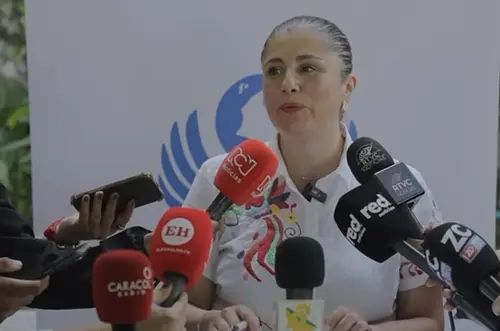 Defensoría alerta crisis por inaccesibilidad a medicamentos