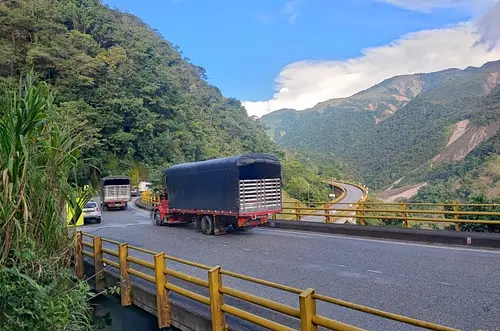 Riesgo latente en el kilómetro 18 de la vía al Llano