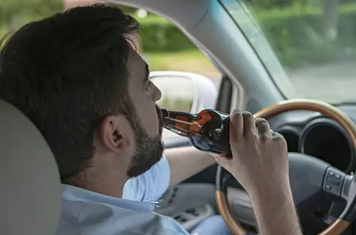 Congreso impulsa ley contra conductores ebrios