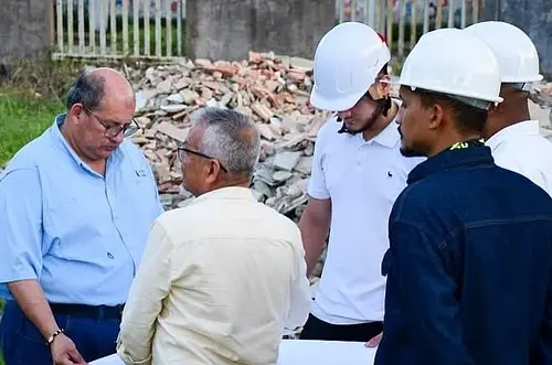 Cofrem inicia construcción de colegio en Puerto López