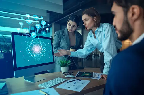 63% de las empresas ya usa IA pero con diferencia en el 2026