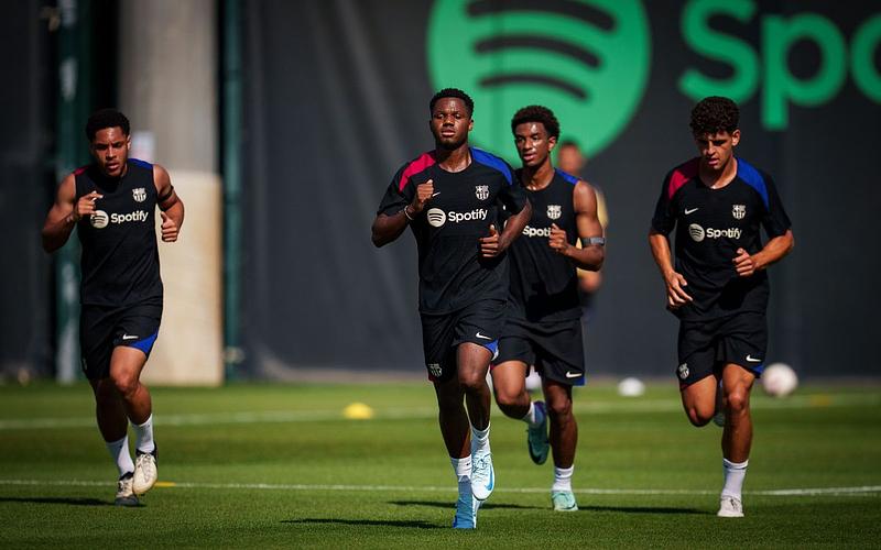 Millonaria multa si llegan tarde los jugadores del Barcelona