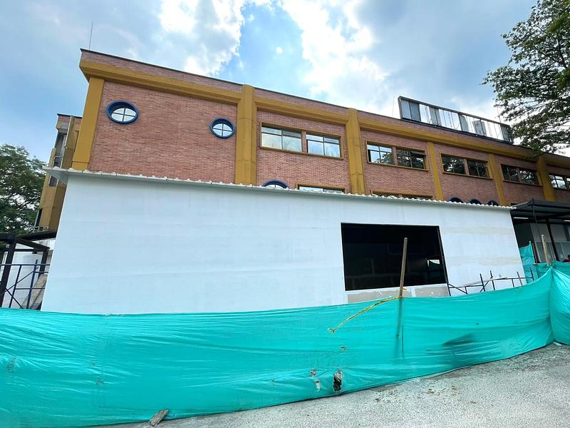 Hospital avanza en la construcción de nuevas salas de espera