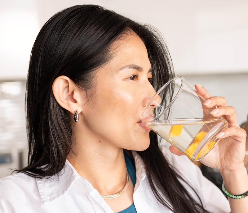 8 estrategias que ayudan a beber más agua