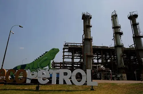 Firmado acuerdo para el servicio de regasificación para 2026