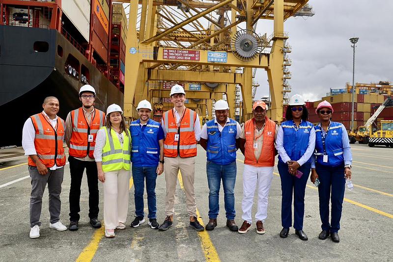 Gobierno anuncia plan de choque para logística portuaria