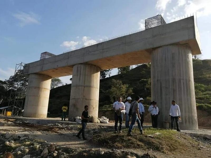 Puente el río Cusiana en Visinaca: un elefante blanco menos