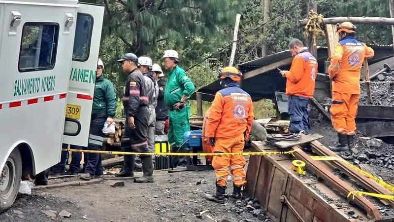 Recuperan cuerpos de mineros sepultados en mina de Guachetá