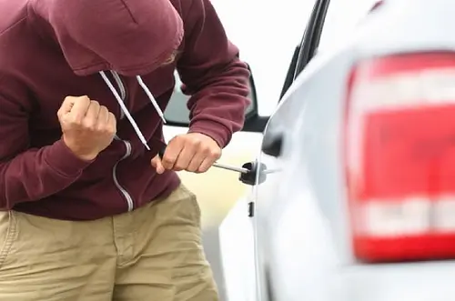 Disminuyen robos de autos, pero cambian las modalidades