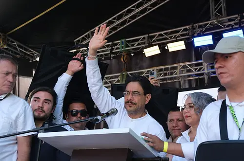 ¿Segunda vuelta? Descartan triunfo de Cepeda en primera