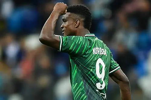Jhon Córdoba imparable en Rusia: Golazo y victoria