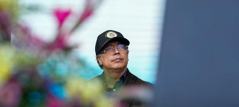 Corte ordena a Petro retractarse por “muñecas de la mafia”