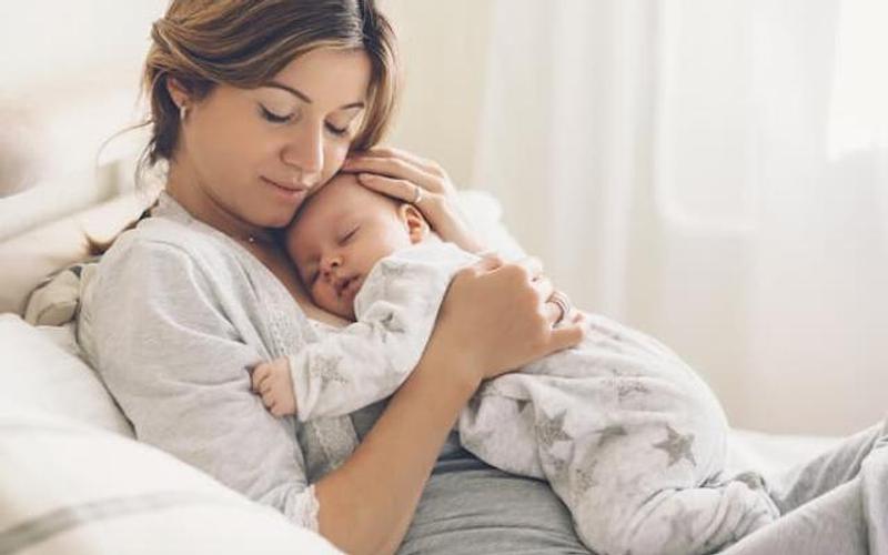 Madres solteras y cabeza de hogar podrán recibir subsidio