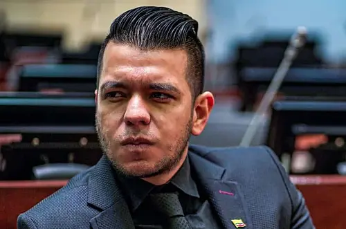 Senador Jota Pe Hernández denunció un plan para asesinarlo