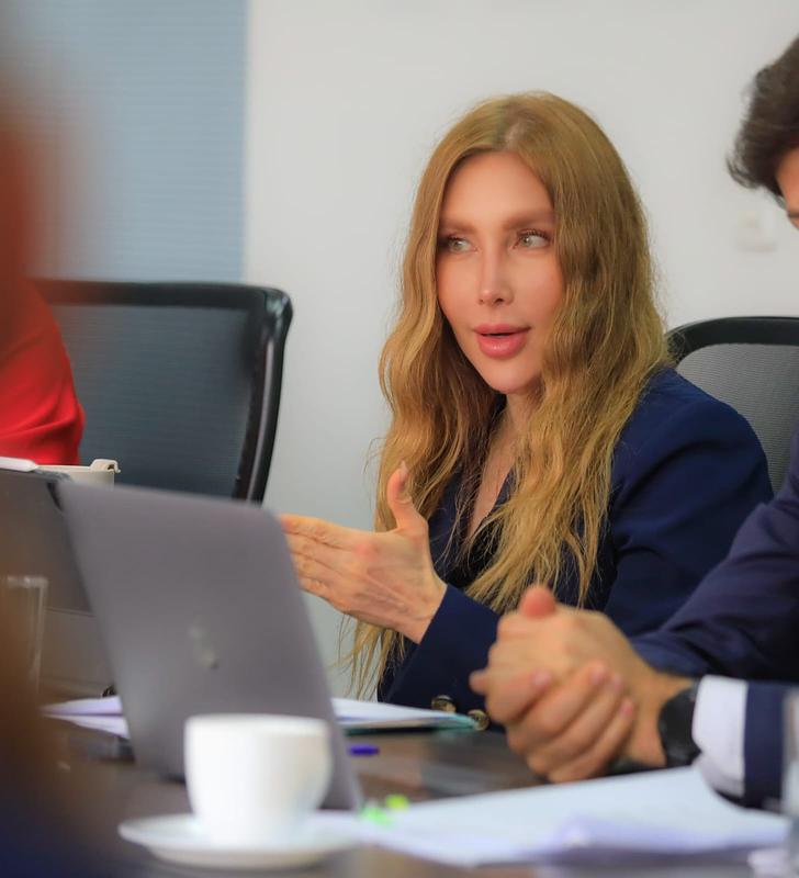 Colombia fortalece su conectividad global
