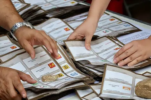 CNE acelera escrutinio y marca ritmo electoral