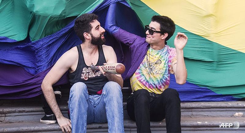 Corte de EE. UU. revive debate por terapias